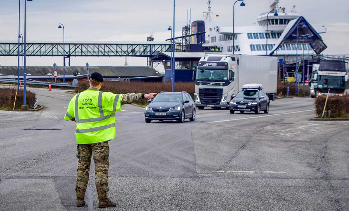 Hjemmeværnet støtter politiet ved grænseovergange flere steder i landet.