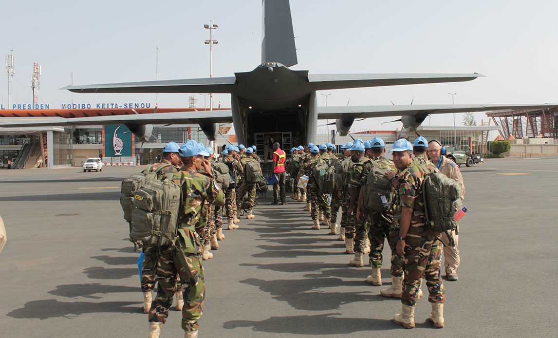 C-130- transportbidrag af personer og cargo under MINUSMA. Foto: Forsvaret.