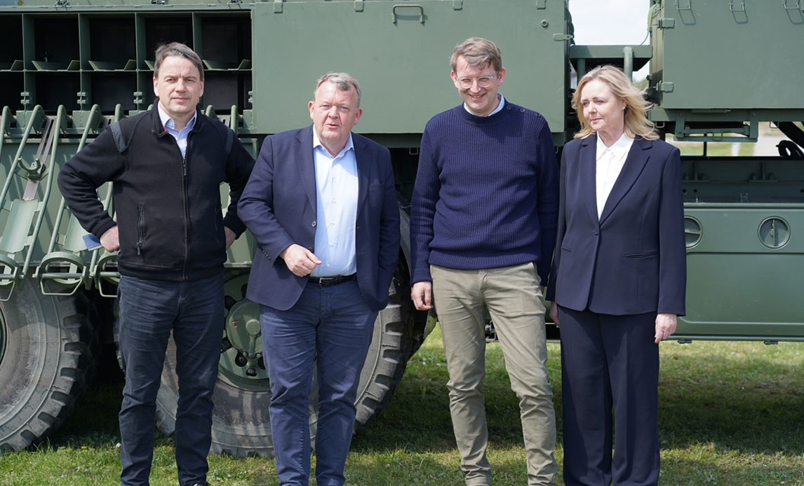 Forsvarsminister Troels Lund Poulsen og udenrigsminister Lars Løkke Rasmussen har lørdag besøgt Ukraine.